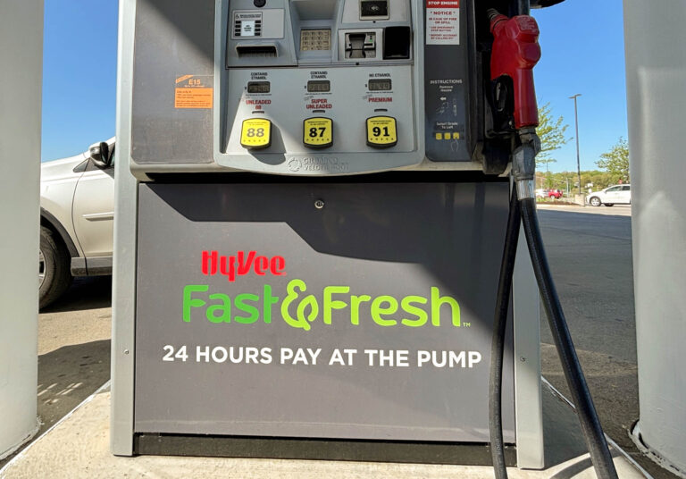 Iowa Corn Partners with Hy-Vee, Growth Energy on Unleaded 88 Branding